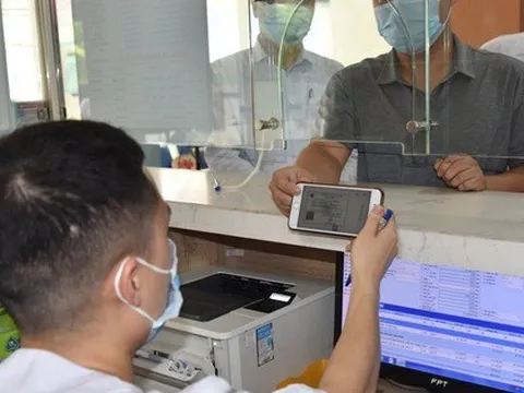 Điều kiện được hưởng BHYT 5 năm liên tục người lao động cần biết