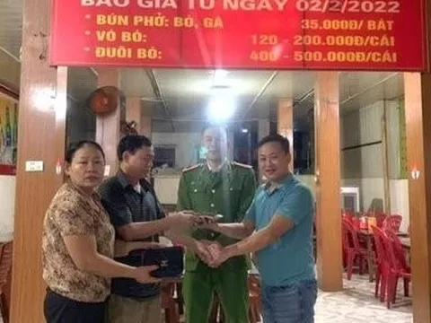 Bỏ quên 32 triệu ở quán phở, người đàn ông được chủ tìm trả lại