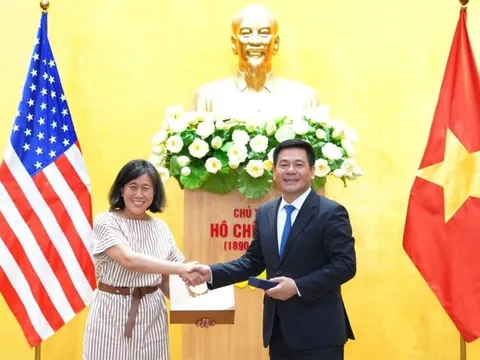 Bộ trưởng Nguyễn Hồng Diên tiếp Đại sứ Đại diện Thương mại Hoa Kỳ