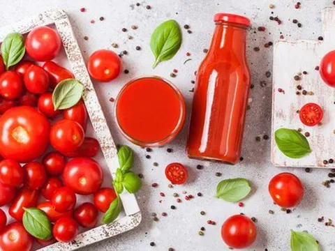 Cà chua có thể giúp ngăn ngừa ung thư: Nên ăn sống hay nấu chín để được lợi?