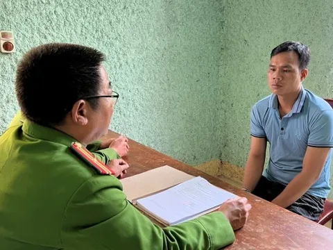 Khởi tố đối tượng bán phụ nữ có chồng để kiếm tiền tiêu xài