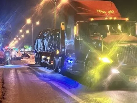 Bình Thuận: Người đàn ông tử vong dưới bánh xe đầu kéo sau va chạm
