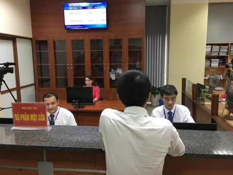 Bộ Nội vụ đề xuất 9 nhóm đối tượng được tăng lương từ 1/7/2023