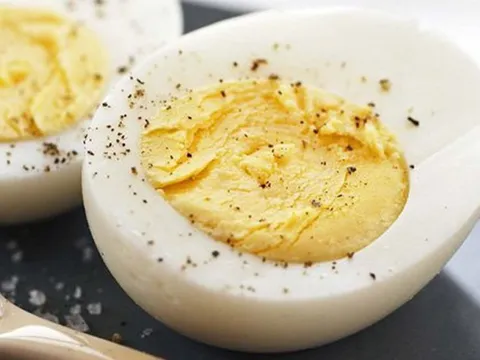 Trứng xào, rán, luộc, ăn kiểu gì sẽ bổ dưỡng hơn? Chuyên gia gợi ý cách ăn tốt nhất