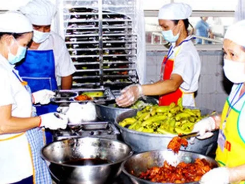 Bộ Y tế cảnh báo tình trạng ngộ độc thực phẩm tại các bếp ăn tập thể