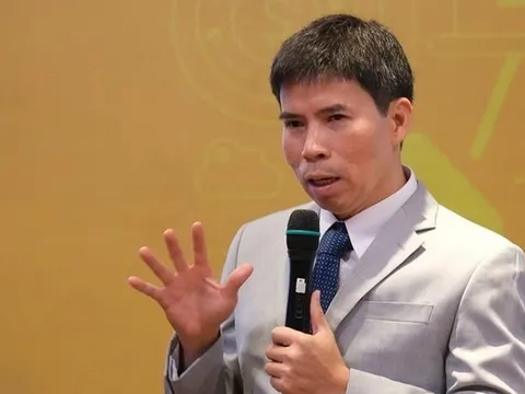 Nửa thập kỷ dang dở của Thế giới Di động: Tham vọng từ chuỗi kính mắt, Điện thoại siêu rẻ, 5 chuỗi AVA... cho đến Bluetronics đều thành "sửa sai"