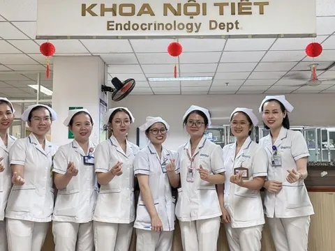 Nghề điều dưỡng, đâu chỉ thực hiện y lệnh