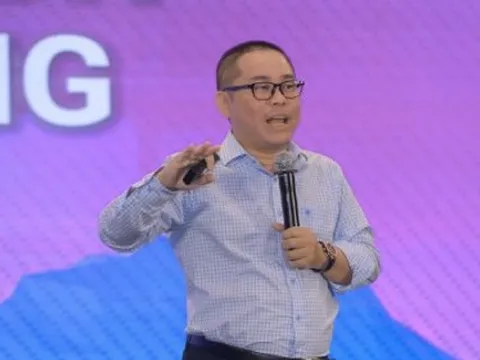 Chuyên gia Phan Dũng Khánh: Thị trường chỉ có 2 loại người, người kiếm được tiền là đúng, người mất tiền là sai