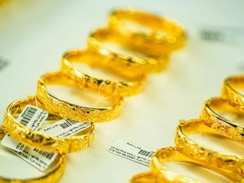 Giá vàng tiếp tục 'lao dốc'?