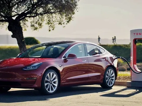 Tesla tiếp tục tấn công thị trường Đông Nam Á, viễn cảnh VinFast cạnh tranh Tesla trên đất Việt dễ thành hiện thực