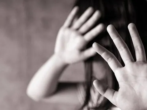 Sợ bí mật quá khứ bị lộ, thiếu nữ nhiều lần tìm đến cái chết