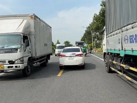 Hậu Giang: Tiềm ẩn tai nạn giao thông từ phương tiện ô tô tập lái