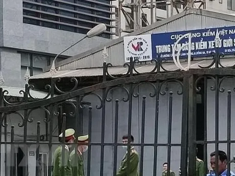 Vụ khám xét Trung tâm đăng kiểm 29-03V: Bất ngờ lý do đăng kiểm "tạo điều kiện"