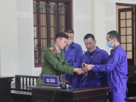 Chú kéo cháu vào tù vì thuê vào Nghệ An lấy ma tuý số lượng lớn