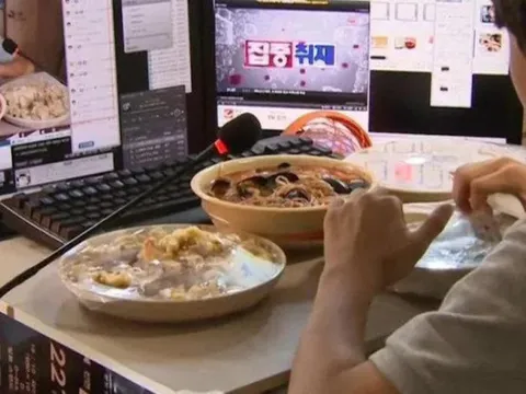 Mukbang - Trào lưu 'ăn thùng uống vại' đang 'hot' trên thế giới: Ai không nên áp dụng?