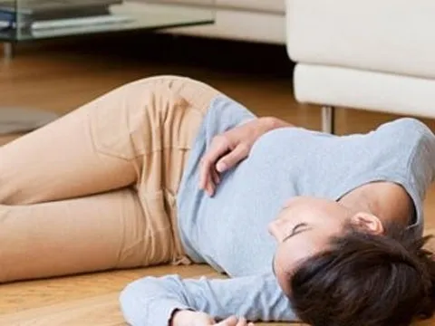 Những dấu hiệu đột quỵ não ở người trẻ mọi người cần biết