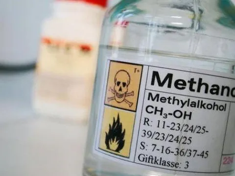 Từ vụ nhiễm độc methanol ở Bắc Ninh: Nguy cơ nhiễm độc, ngộ độc methanol trong cuộc sống và cách phòng tránh