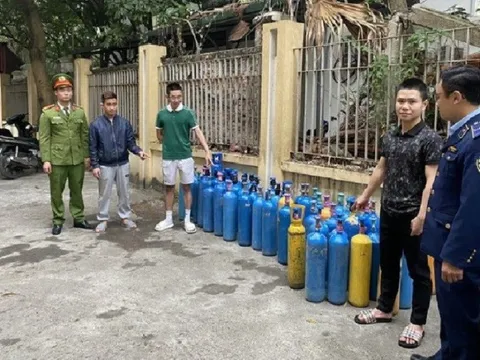 Hà Nội: Triệt phá điểm cung cấp “khí cười” trên tầng 24 chung cư