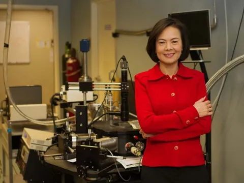 Nữ giáo sư gốc Việt và hai mục tiêu lớn hướng về quê hương