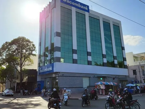 Luân chuyển Giám đốc Sacombank Khánh Hòa sau khi cấp dưới bị khởi tố
