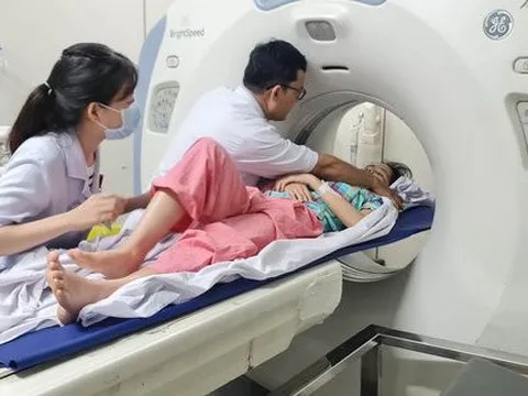 Lãnh đạo Bệnh viện Chợ Rẫy chia sẻ giây phút ngồi trên đống lửa