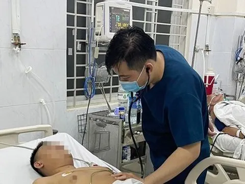 Nhóm nam nữ nhập viện cấp cứu sau cuộc nhậu