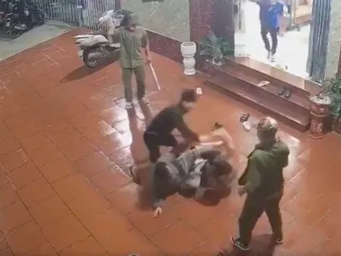Mang dao sang “nói chuyện” với hàng xóm, người đàn ông bị chém chết