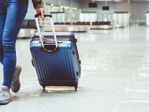 Bộ Công an: Không nên xách đồ hộ người lạ khi chưa biết rõ về hành lý