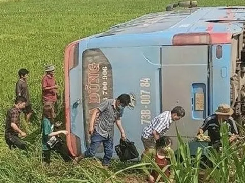 Vụ xe khách chở 44 người lao xuống ruộng: Tài xế xe máy vi phạm nồng độ cồn