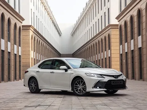 Toyota Camry bị "khai tử" tại quê nhà vì doanh số ế ẩm