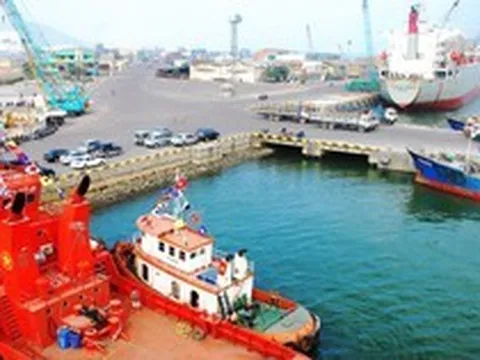 Gần 7 năm Cảng Quy Nhơn chưa thể lên sàn, vì sao?