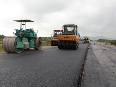 Siết kiểm soát công tác lựa chọn nhà thầu công trình giao thông