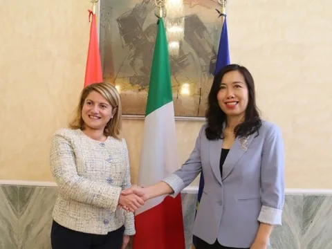 Việt Nam và Italia nhất trí thúc đẩy quan hệ đối tác chiến lược