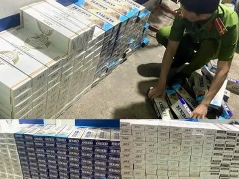 Bắt quả tang người phụ nữ chở hàng ngàn bao thuốc lá ngoại nhập lậu
