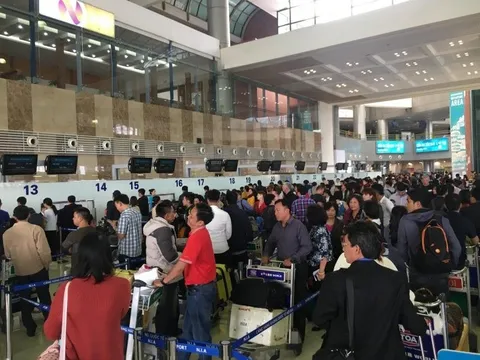 Cục Hàng không yêu cầu các hãng bay không tăng giá "vượt trần"