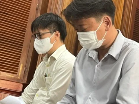 Vụ cháy chung cư Carina: Giám đốc và Trưởng Ban quản lý chung cư hầu tòa