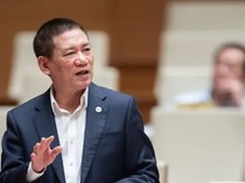 Cần quy định giá ra sao với hàng không giá rẻ?