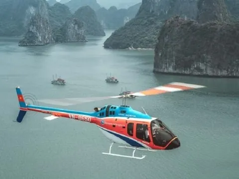 Tour du lịch trực thăng ngắm Vịnh Hạ Long giá bao nhiêu?