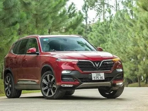 VinFast Lux A2.0 và Lux SA2.0 hàng 'lướt' hiện có giá bao nhiêu?
