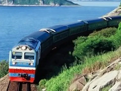 Thời buổi mọi thứ đều đắt lên thì giá vé tàu hỏa lại có thể giảm tới 65%, nhưng doanh thu công ty đường sắt lại tăng vọt, tại sao vậy?