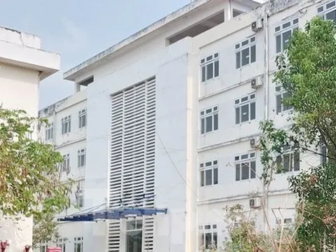 Nhiều nơi quá tải, vì sao bệnh viện 250 tỷ đồng xây xong bỏ hoang 6 năm?