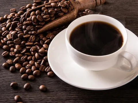 Uống cà phê ảnh hưởng đến não thế nào?