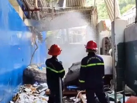Khánh Hòa: Một người tử vong sau vụ nổ tại phòng chứa các bình khí nén