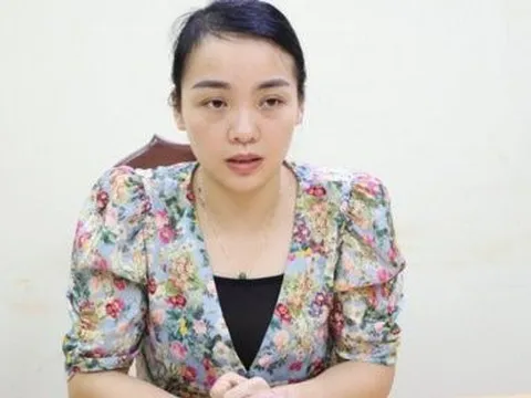 Khởi tố người phụ nữ xinh đẹp giật tiền của nhân viên cây xăng