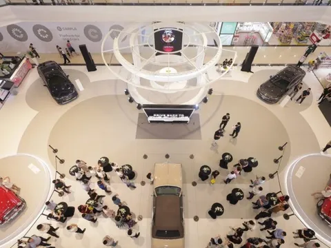 Carpla và Savico Megamall đồng tổ chức triển lãm xe cổ tại Hà Nội