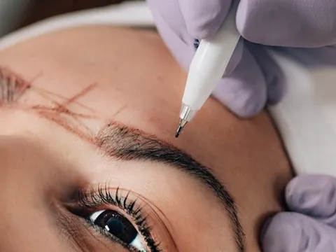 Một bác sĩ người Trung Quốc bị xử phạt 16,5 triệu động vì nhiều vi phạm