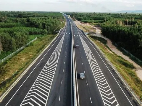 15 dự án giao thông thí điểm thưởng tiền nhà thầu rút ngắn tiến độ