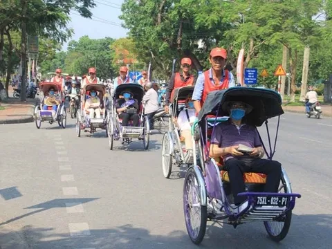 Tuyệt đối cấm ép giá đối với du khách đến Huế thăm quan