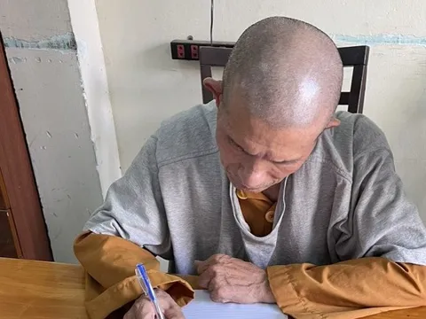 Đồng Nai: Bắt đối tượng có lệnh truy nã trong "vỏ bọc" người xuất gia