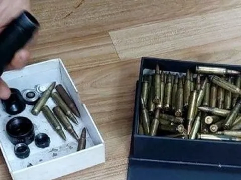 Khởi tố 3 đối tượng tàng trữ trái phép vũ khí quân dụng
